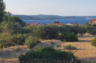 Terreno edificabile con vista mare