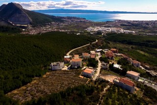 Terreno vicino a Spalato, con vista sul mare, in vendita