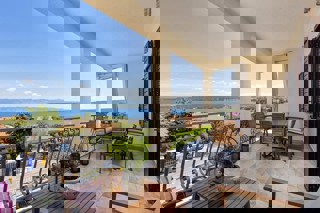 Appartamento duplex con vista mare