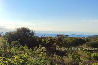 Terreno edificabile con vista mare