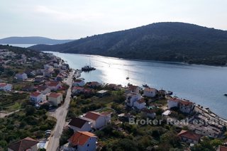 Terreno edificabile con vista mare