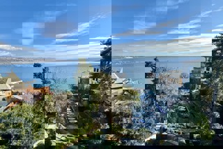 Ampio appartamento con monolocale separato vicino al Lungomare