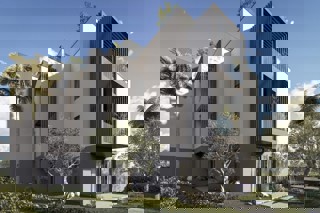 Nuova costruzione - appartamento con due camere da letto e terrazza, vicino al mare