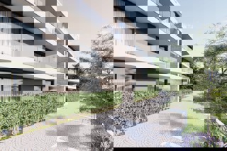 Moderno appartamento con due camere da letto vicino alla spiaggia