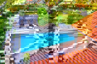 Casa vacanze con giardino mediterraneo, piscina e sauna