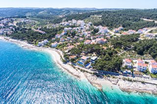 Moderna villa di nuova costruzione con vista mare