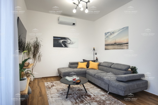 Appartamento, trilocale, Centro, Pula, Istria