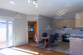 Appartamento con due camere, primo piano, Pola, Istria