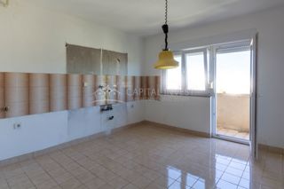 Appartamento con due camere da letto, Pola, Šijana
