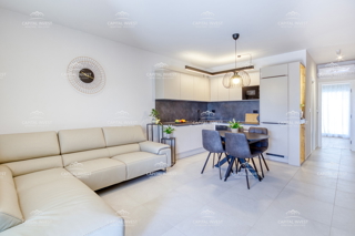 Appartamento, Trilocale, Due Terrazze, Parcheggio, Jacuzzi, Pula, Istra