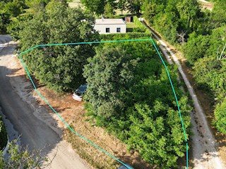 Parenzo – dintorni, terreno edificabile con permesso e progetto per una casa moderna con piscina