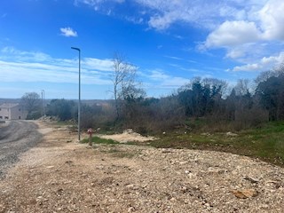 Terreno edificabile con vista mare - Sveti Lovreč, a 5 km dalla costa