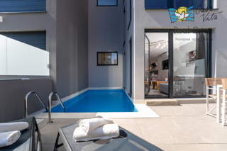 ISTRA, FUNTANA - casa a schiera con piscina vicino al mare