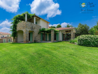 ISTRA, BUJE, Lussuosa casa mediterranea con un ampio giardino