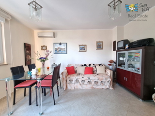 ISTRA, NOVIGRAD - Appartamento con due camere da letto e bella vista sul mare!