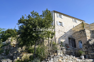 Vendita, Casa, Indipendente, Provincia di Istria, Buje, Kaštel