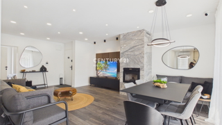 POREČ, APPARTAMENTO TRILOCALE, 800 M DAL MARE