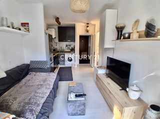 POREČ, ČERVAR PORAT, OTTIMO APPARTAMENTO CON UNA CAMERA A SOLI 100 METRI DAL MARE