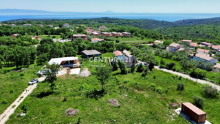 KRNICA, ZONE CIRCOSTANTI, TERRENO EDIFICABILE CON VISTA MARE