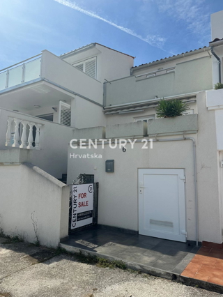 BARBARIGA, VENDESI CASA A SCHIERA CON VISTA MARE