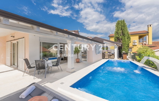 POREČ, VENDESI CASA PIANO TERRA CON PISCINA