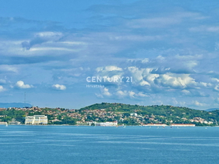 UMAG, CRVENI VRH, FANTASTICO APPARTAMENTO CON VISTA APERTA E PANORAMICA SUL MARE