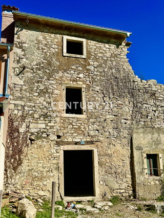 GROŽNJAN, DINTORNI, CASA IN PIETRA CON VISTA PANORAMICA