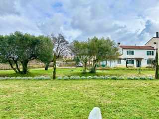 UMAG, DINTORNI, FANTASTICA CASA CON VISTA MARE, OCCASIONE!!