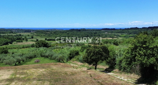 BUJE, TERRENO EDIFICABILE ATTRATTIVO CON VISTA PANORAMICA SUL MARE