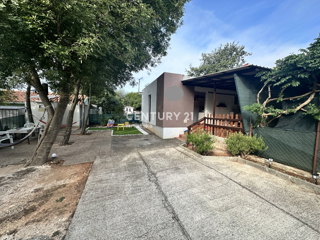 PULA, DUGA UVALA, VILLA AL PIANO TERRA A 1,8 KM DALLA SPIAGGIA