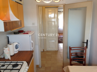 POREČ, APPARTAMENTO CON 3 CAMERE DA LETTO NEL CENTRO CITTÀ