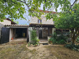 VABRIGA, IN VENDITA CASA IN PIETRA, PRIMA DI UNA FILA