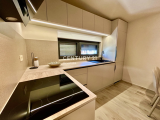 UMAG, DINTORNI, NUOVO APPARTAMENTO A SOLI 300 METRI DALLA SPIAGGIA E DAL MARE