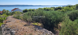 Pašman, Dobropoljana, grande terreno sul lato destro della strada con una splendida vista sul mare