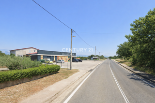 POLIČNIK, TERRENO EDIFICABILE DI 815 m2 ADIACENTE ALLA STRADA