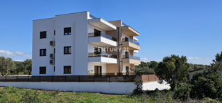 ZADAR - TURANJ - NUOVA COSTRUZIONE - BILOCALE AL PIANO TERRA - GIARDINO - 200 M DAL MARE