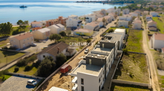 Vir - Zadar: Appartamento bilocale con terrazza sul tetto e vista mare