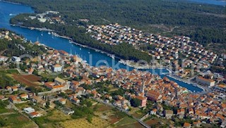 Hvar, Stari Grad, terreno edificabile 5016 m2, in vendita