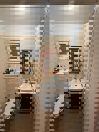 Brač, Bol, confortevole appartamento con due camere da letto, in vendita