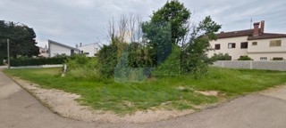 Poreč, dintorni, Terreno edificabile in ottima posizione, 3 km dal mare