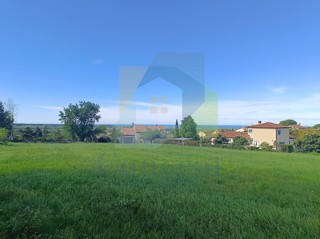 Poreč, dintorni, Ampio terreno edificabile di 7057 m2 con vista mare