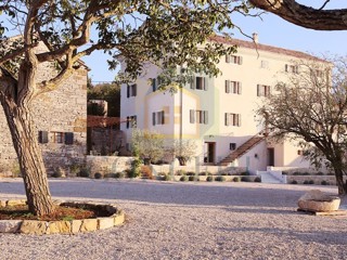 Buje, dintorni, Lussuosa proprietà veneziana in una posizione splendida