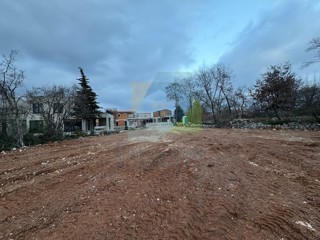 Poreč, dintorni, Terreno edificabile di 844 m2 in posizione tranquilla a 7 km dal mare