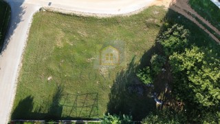 Poreč, dintorni, Terreno edificabile con progetto, 8 km dal mare