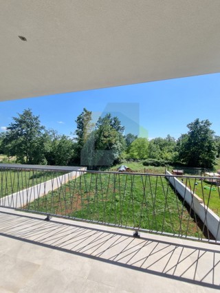 Poreč, dintorni, Appartamento al 1° piano di nuova costruzione, 11 km dal mare