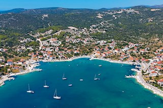 Terreno edificabile fronte mare, 400 m2, Vinišće