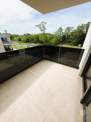 Umago - appartamento con due camere da letto in un nuovo edificio