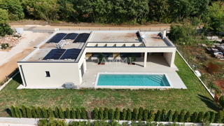 ISTRIA, ŽMINJ - Villa riccamente arredata vicino al centro di Žminj