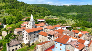 ISTRA, GROŽNJAN - Casa in pietra con vista panoramica ESCLUSIVO!
