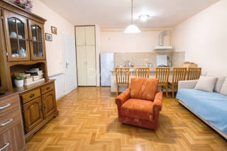 Pula, Vidikovac - appartamento al piano terra con terrazza, costruzione recente